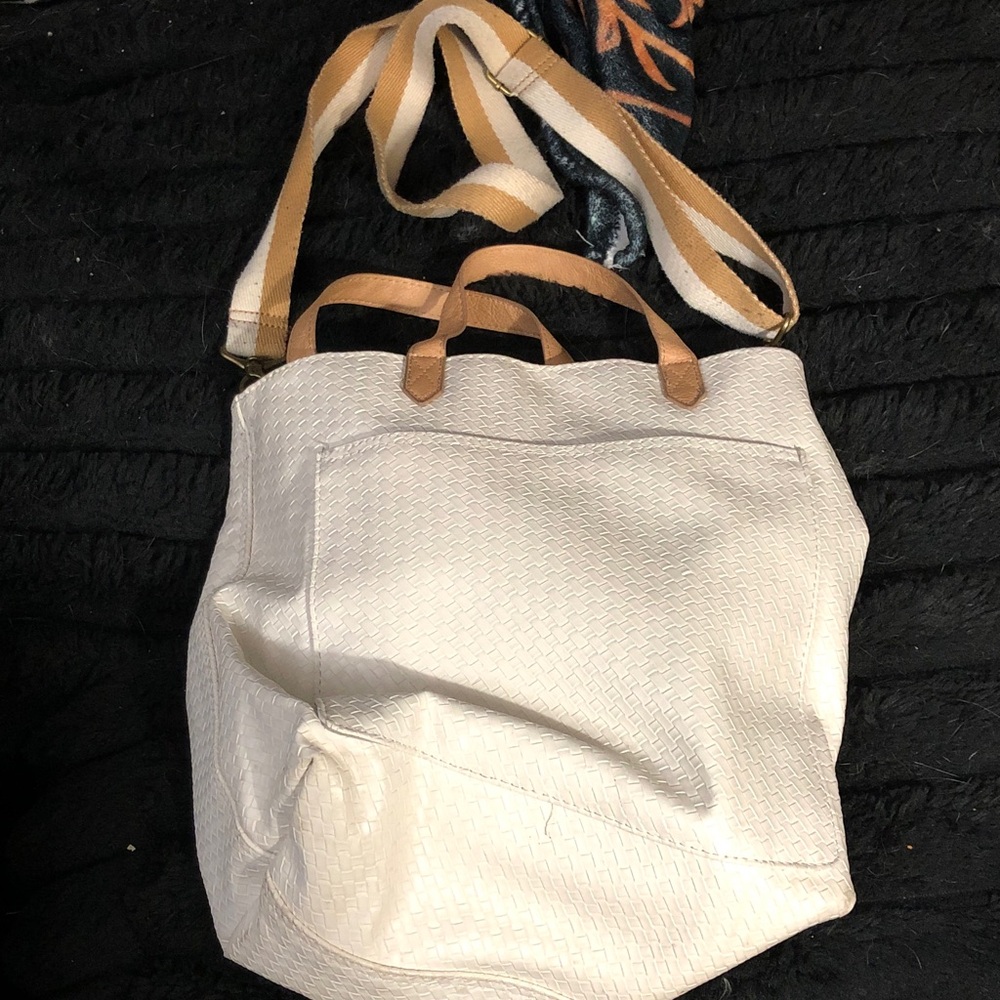 Thirty-One Cream Tote with Tan Accents